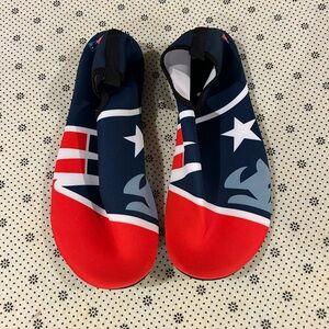 FOCO Patriots Mens Water Shoes